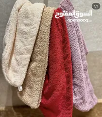  12 Egyptian cotton Bath towels & Bathrobe and kitchen towels for sale.
