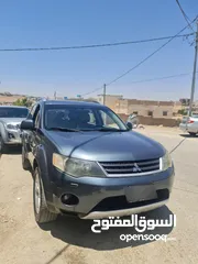  1 ميتسوبيشي اوتلاندر 2008
