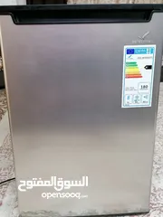  2 فريزر اربع جرارات