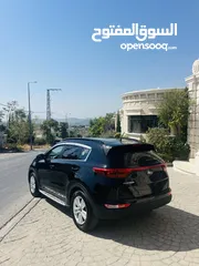  4 كيا سبورتاج للبيع فحص نخب  مش ناقصه ولا اشي  عداد قليل  امكانية البيع دفعة وشيكات