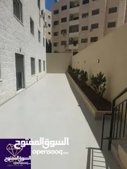  1 شقة شبه أرضية فخمه ومميزة لم تسكن لقطه وبسعر مغري جدا يا بلاش عرض خاص للبيع في أرقى مناطق خلدا