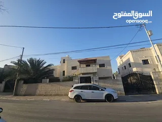  4 بيت حجر  طابقين مستقل للبيع في أريحا-حي كتف الواد