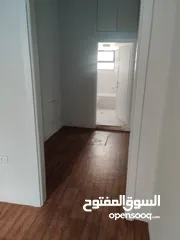  9 طابق اول للايجار