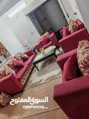  1 غرفة جلوس للبيع بسعر 300