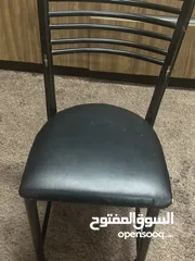  4 كراسي سفره حديد مستعمل متوفر ست كراسي الكرسي بحاله جيده للبيع فوري