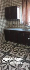  7 شقه للايجار