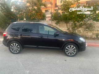  4 جيب كشكاي 2013 بحالة ممتازة 6 ركاب