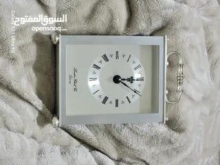  4 شروه ساعات مكتبيه قديمه