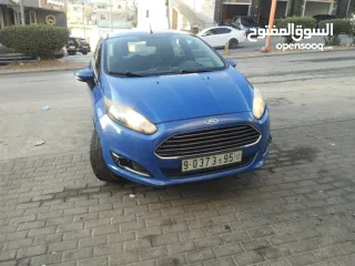  4 Ford fiesta