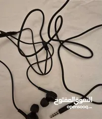  4 سماعات AKG اخر 5 قطع