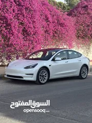  1 Tesla model 3 2022/  تيسلا موديل 3 ممشى قليل جدا فحص كامل