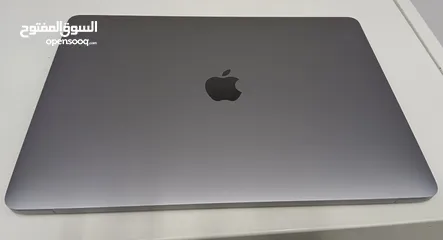  5 Macbook pro 2019 Touch bar. With Original Charger