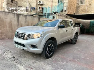  1 نيسان نفارا 2022اتومات 4x4  اصل برايفت   عداد 75000km اصلي