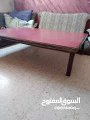  1 طاوله طعام ارضيه للبيع