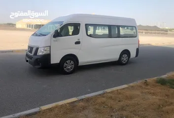  4 Nissan for   2018   bus نظيف