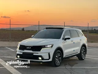  2 كايا سورينتو 2022 /فل الفل  فتحة سقف بانوراما  2x4 ///240Hp بنزين + كهرباء  ( Haybrid) 1600cc