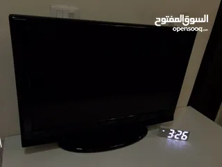  1 شاشة تلفزيون 60Hz بزبط للقيمنق ولكل اشي  30 انش فقط ب49.99 قابل للتفاوض