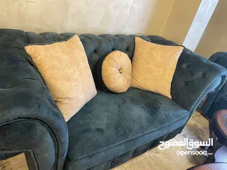  3 كنب للبيع و طقم طربيزات