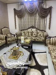  21 كنب ومطبخ للبيع مع برادي