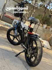  12 بسكليت كهرباء عريض