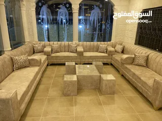  24 جلسات خليجية 17 مقاعد مع طقم طربيزات ومراكي+ 10 قورن