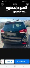  5 كيا كارينز 2014 نظيفة جدا للبيع بسعر مغري جدا سيارة عائلية و عملية