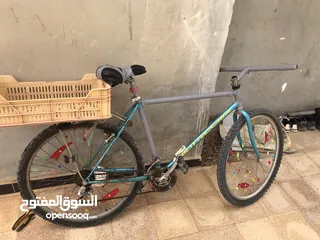  1 دراجة اصلية للبيع مستعجل