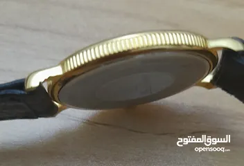  9 ساعات رجاليه  سويسري وياباني اتوماتيك بحالة الجديد