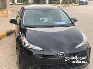  15 Toyota Prius 2019 For sale تويوتا بريوس للبيع