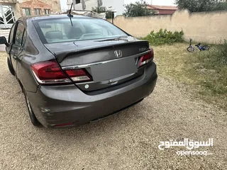  17 2014 Honda Civic hybrid بسعر مغري جدا