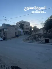  13 منزل اربع طبقا للبيع برقين الشارع الرئيسي