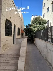 5 بيت مستقل للبيع