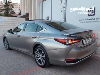  13 Lexus ES 300