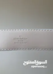  6 Louis Vuitton White Belt - Unisex