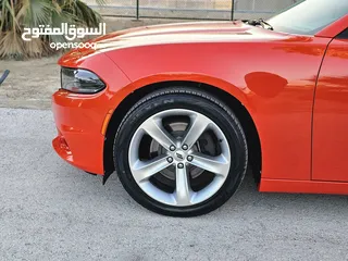  7 2018 Dodge Charger Sxt plus v6