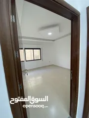  6 مكتب او عيادة او مركز للايجار