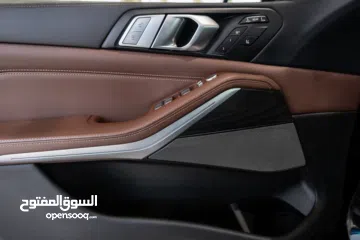  12 BMW X7 xDrive40i (LOW MILEAGE) 2020 GCC under Agency Warranty and Service Contract