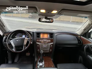  8 إنفينيتي Qx80 حادث بنفر الخلفي فقط