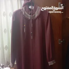  10 جلابيب للبيع استعمال بسيط تم شراؤها ب 30 واكثر للبيع ب 5 او 10 او 15