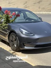  2 tesla model 3 2023 لون مميز