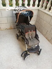  1 عرباية اطفال توائم بحالة ممتازة