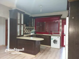  3 شقه مفروشه للايجار في الطيره