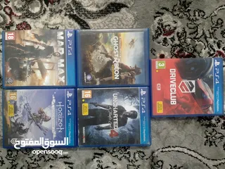  2 PS4 Slim 1TB + 4 controllers + 5 games