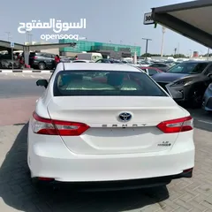  6 كامري هايبرد LE 2019 خليجي اللون الابيض اساسي السيارات فالشارقة التواصل واتساب