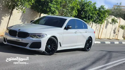  6 BMW 530 E M PACKAGE    2019