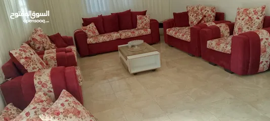  2 طقم كورنر بحاله ممتازه