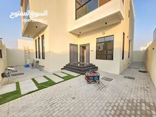  3 فيلا فاخره للبيع بدون دفعه اولى //\\Luxury villa for sale