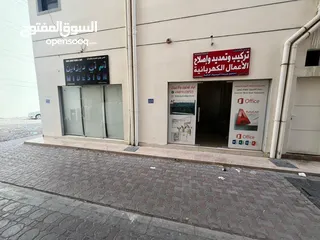  3 محل للإيجار في الخوض السادسة   shop for rent Khoudh 6