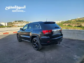  8 جيب جراند شيروكي