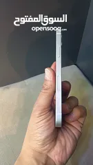  26 iPhone 12 64 GB  البطاريات من 88-93 مكفول اسبوعين